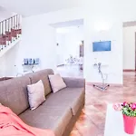 - Palazzo Mary Apartment *